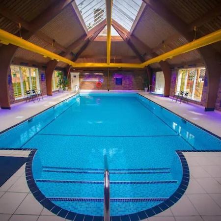 Factors House - A Comfy Cottage In Countryside Park With Wifi And Access To Bar And Pool Perth Exterior foto