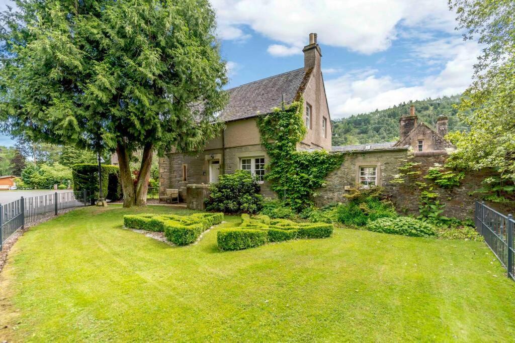 Factors House - A Comfy Cottage In Countryside Park With Wifi And Access To Bar And Pool Perth Exterior foto